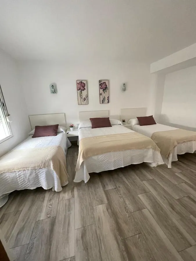 Pension Isbel Μάλαγα Πανσιόν